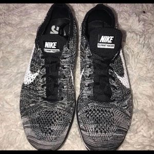 Nike flynit racer tennis shoes